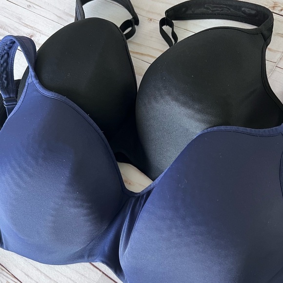 Cacique Bundle of 2 Bras Navy and Black size 44C - Picture 1 of 6